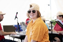 Musikerin der Happytones auf dem Musikfest 2026